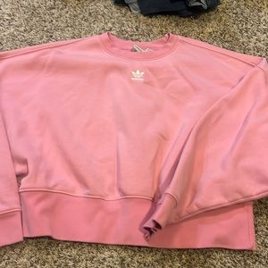 Pink mid crop crew